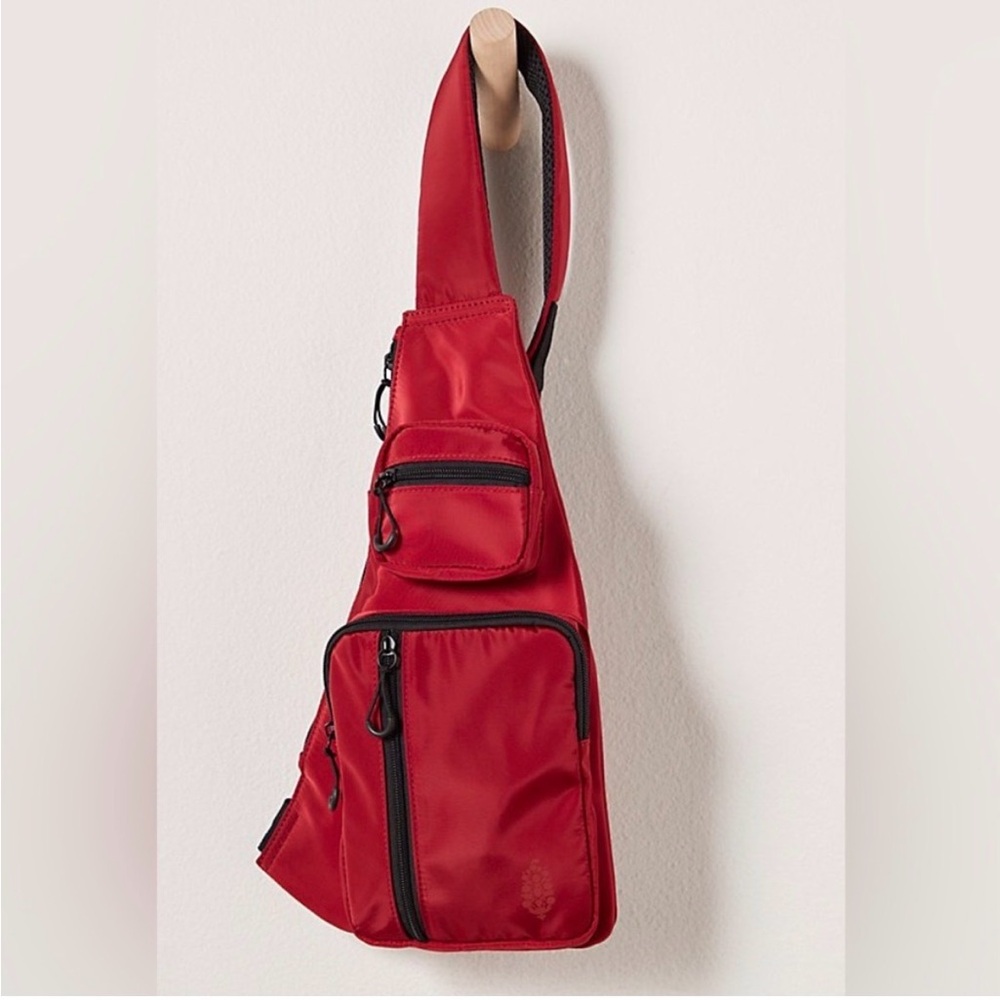 NWT Free People Movement Sprinters Sling